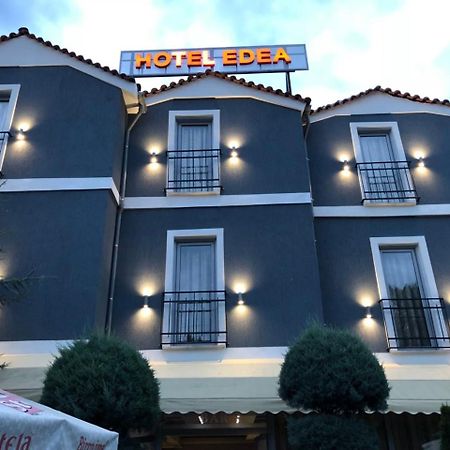 Hotel Edea Корча Экстерьер фото