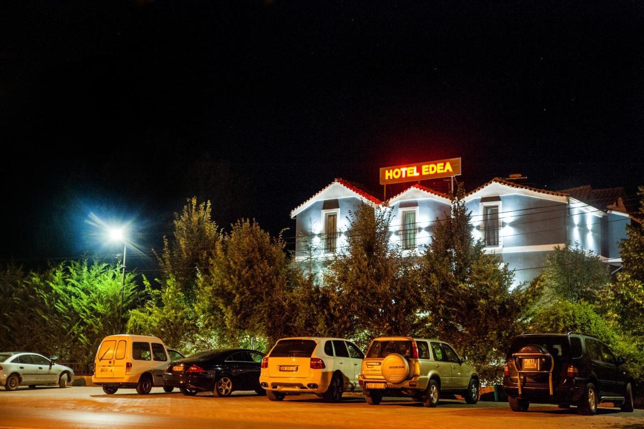 Hotel Edea Корча Экстерьер фото